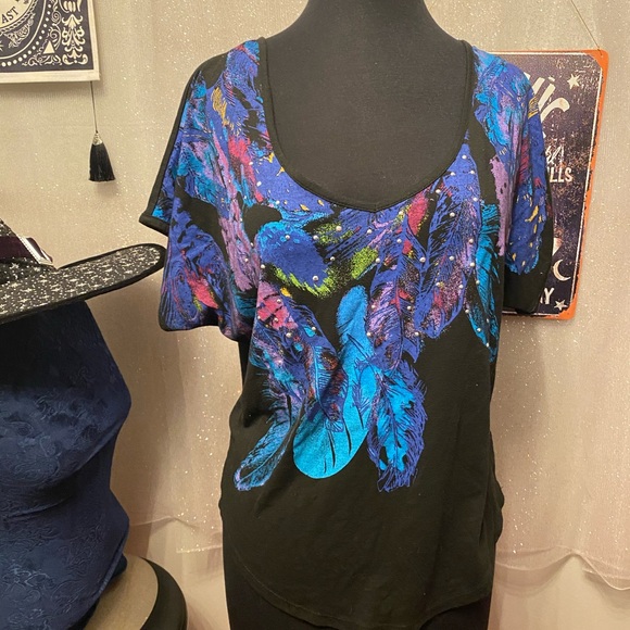 Large Peacock Feather Almost Famous T-Shirt - Picture 2 of 6